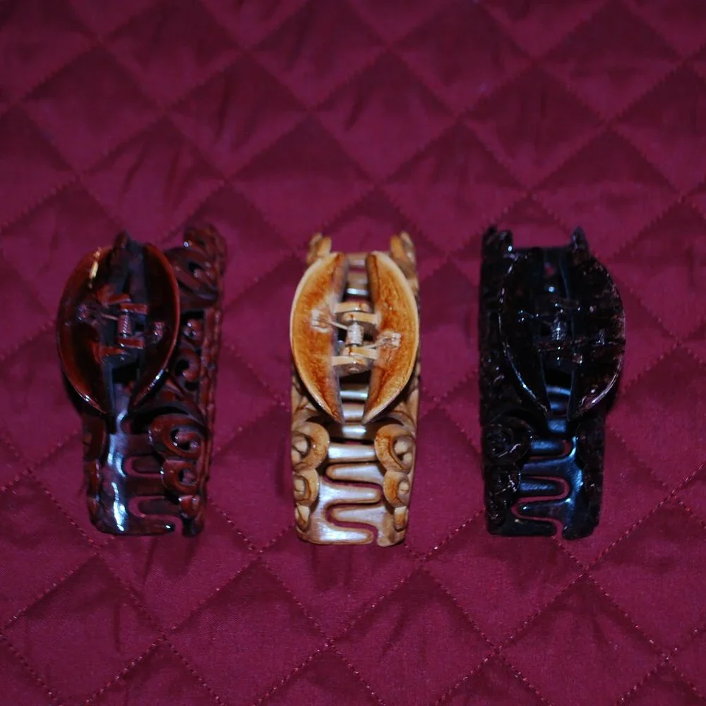 Set of 3 Decorative Hair Claw Clips - Picture 2 of 3